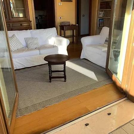 Casa Lago Maggiore Hébergement de vacances Lesa